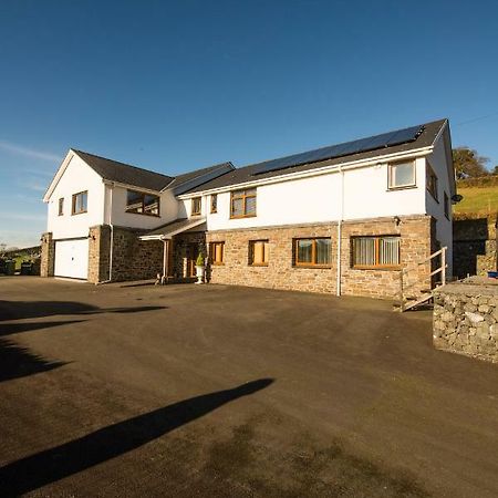 Y Grange Bed & Breakfast Llanfihangel-y-Creuddyn Exterior foto